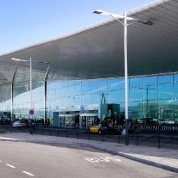 Entrada del aeropuerto de Barcelona