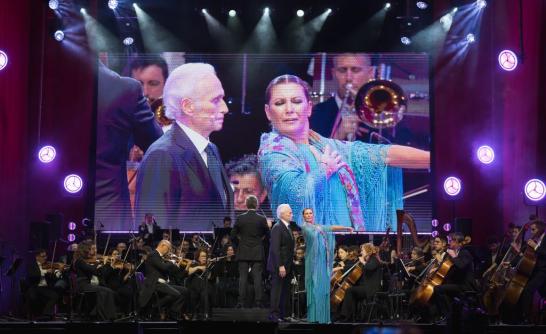 Josep Carreras i Sara Baras a l'escenari
